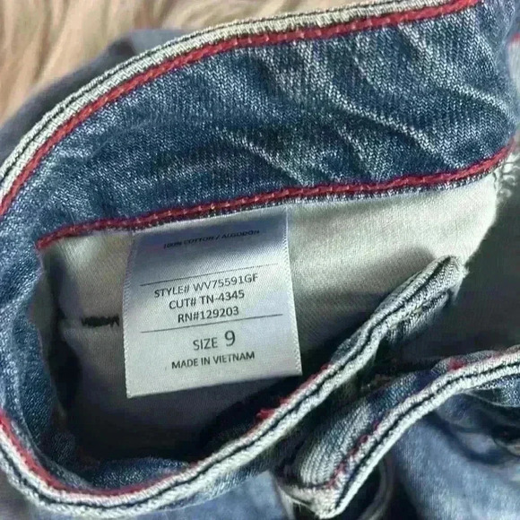 NWT Fashion Nova Toni Boyfriend Ripped High-Rise Cut-out Ankle Jeans, 9 - Picture 9 of 11